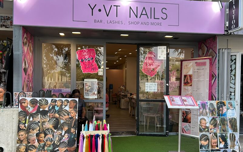 Manicura y Pedicura en Salou 1 instalaciones exterior 2025 yvt nails reus 1